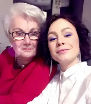 Sarah & Oma Margit: „Das Leben ist schön, von einfach war nie die Rede“ 3 Hey Nana - Sarah & Oma Margit